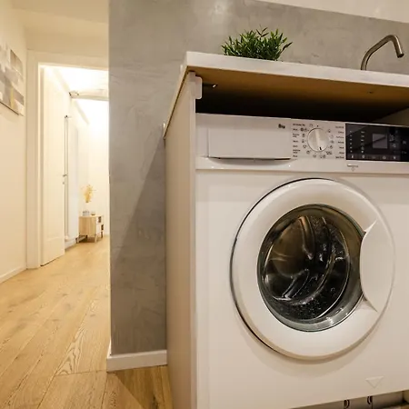 Brand New Flat In The Heart Of City Centre Apartment
