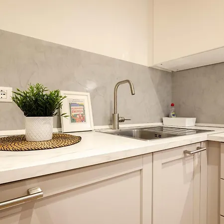 Brand New Flat In The Heart Of City Centre *